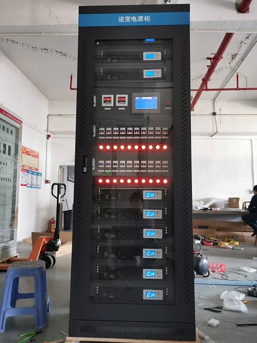 12博官网为阳泉百度云数据中心机房提供72KVA逆变电源解决计划