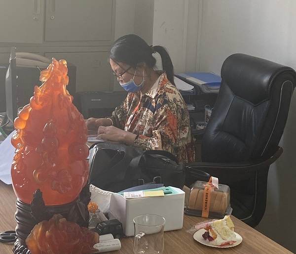 她们是12博官网最美的色彩，，，更是12博官网的半边天
